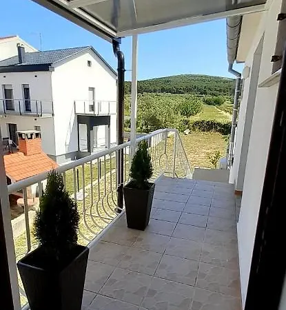 Apartman Vito Apartment *
